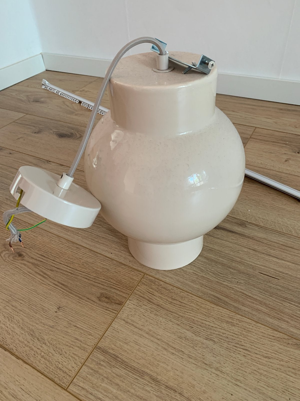 Karwei hanglamp Juliët keramiek, Retro, vintage, Overige materialen, Zo goed als nieuw, E27 (groot)