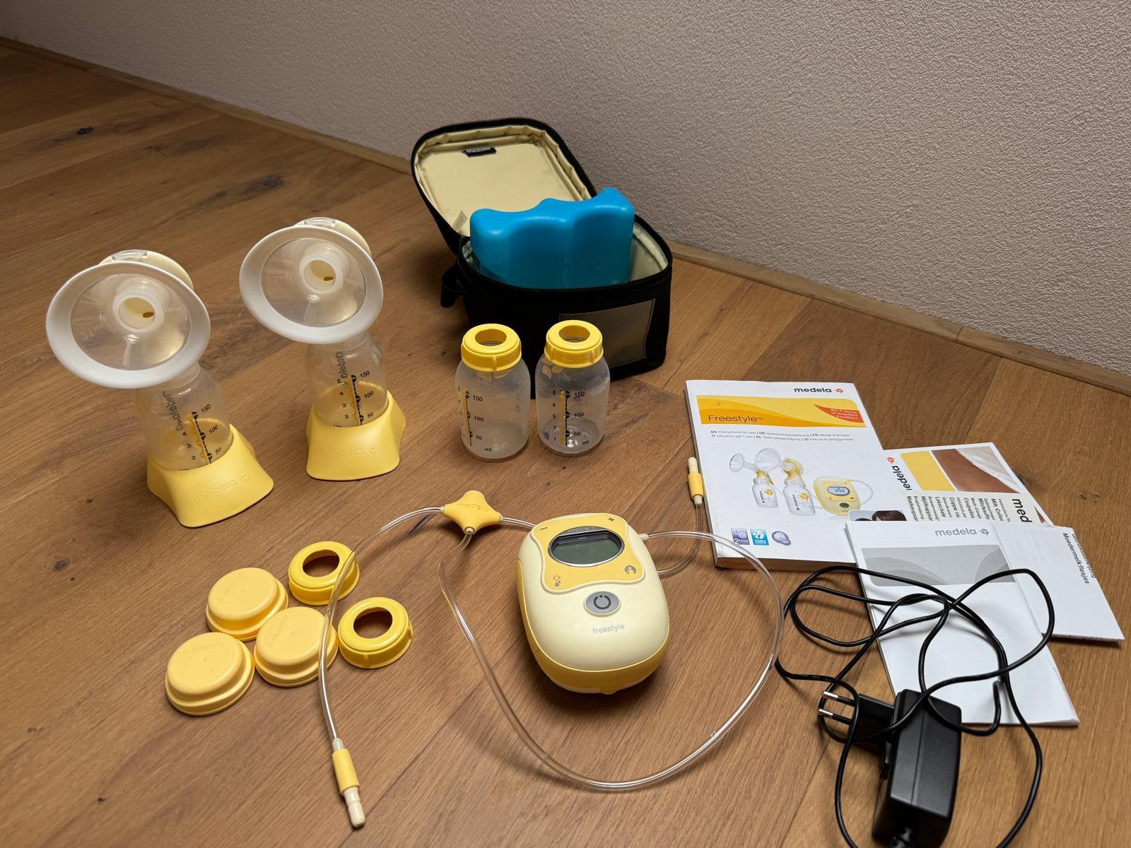 Goed werkende medela freestyle borstkolf, Gebruikt, Medela, Draagbaar, Borstkolf