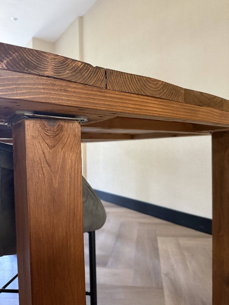 Robuuste steigerhouten eettafel met 3 verrijdbare stoelen, Ophalen, Gebruikt, 200 cm of meer, 50 tot 100 cm