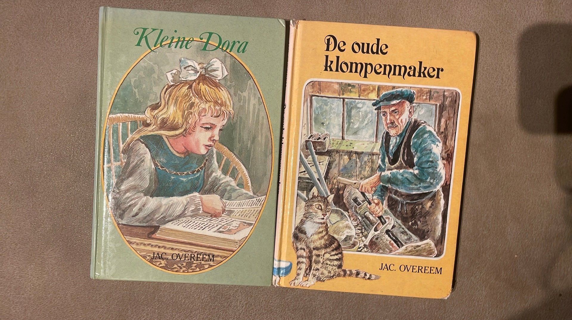 Boekjes Jac Overeem, Ophalen of Verzenden, Zo goed als nieuw