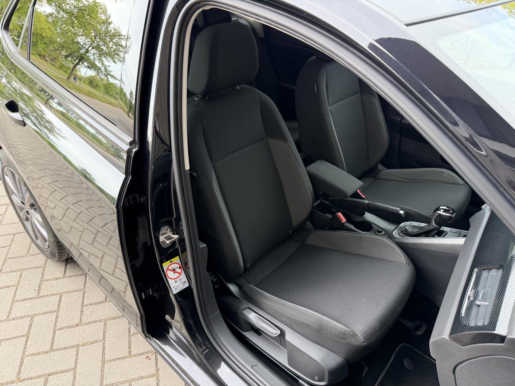 Foto 6 van Volkswagen Polo 1.0 TSI Style | PANORAMADAK | CAMERA