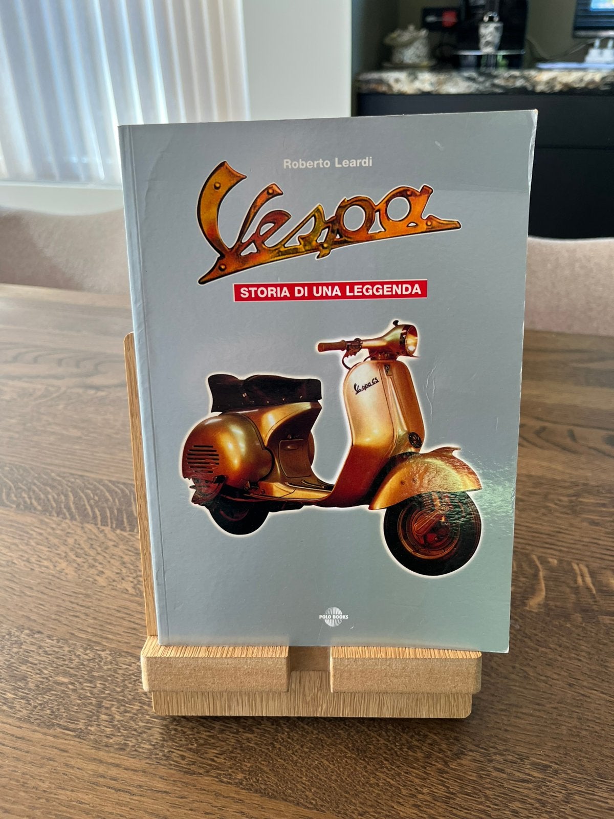 Vespa Storia di una Leggenda boek, Ophalen of Verzenden, Gelezen, Overige onderwerpen