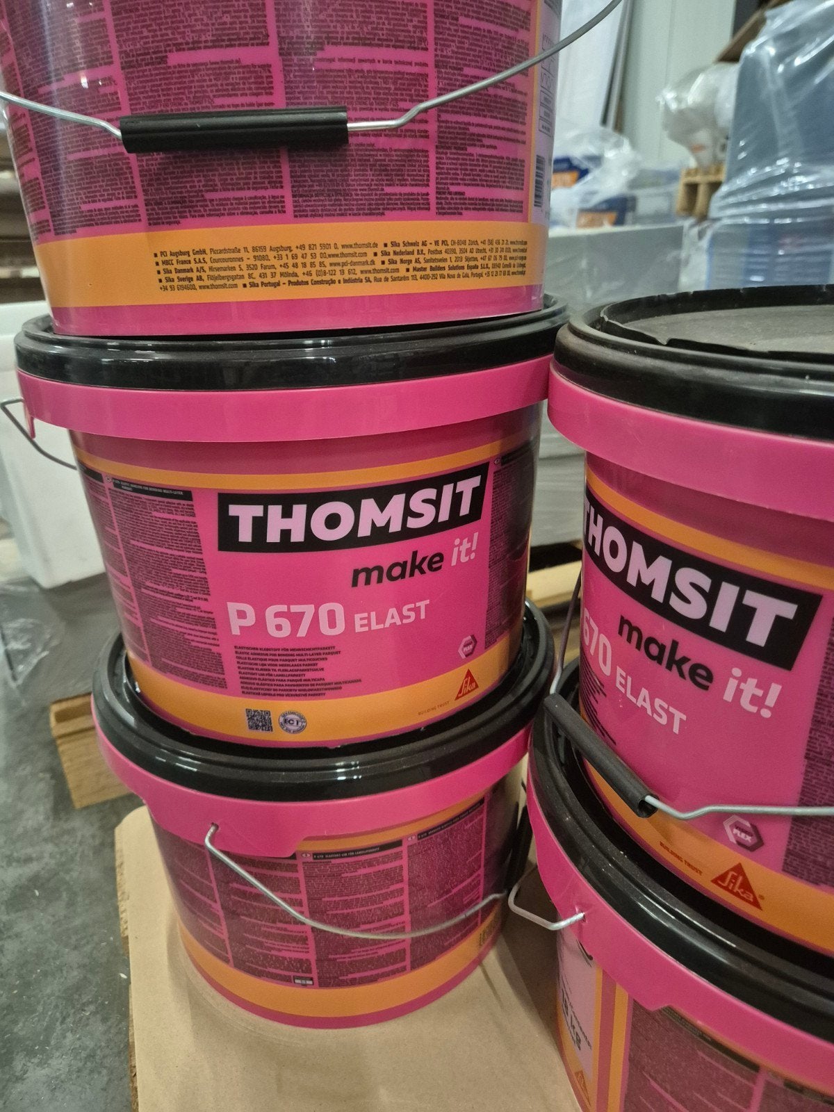 Nieuwe elastische parketlijm in emmer - Thomsit P 670 Elast, Doe-het-zelf en Verbouw, Vloerdelen en Plavuizen, Overige materialen