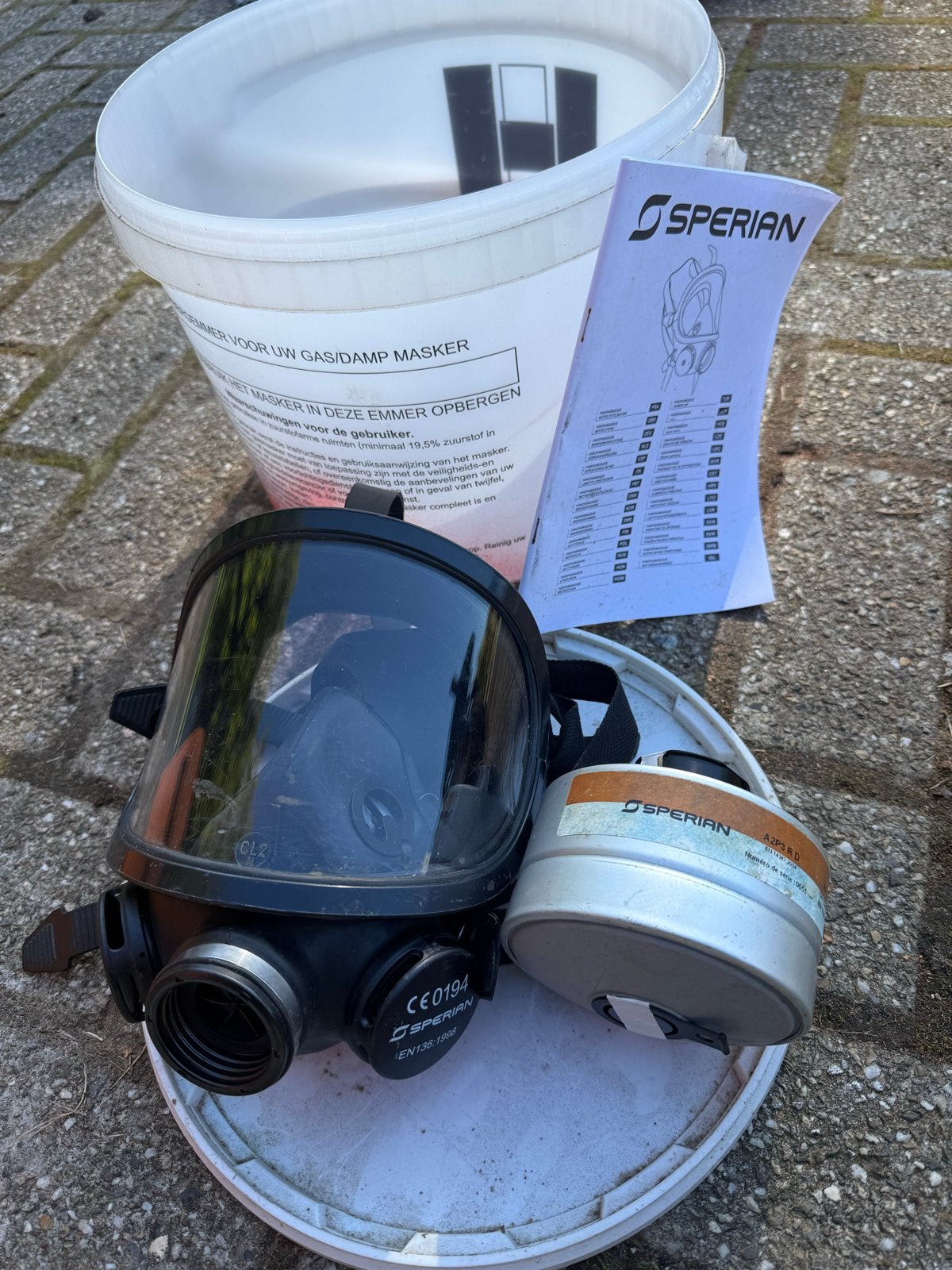 Sperian Panoramasque Volgelaatsmasker met Cartridge en Emmer, Ophalen of Verzenden, Gebruikt, Volgelaatsmaskers