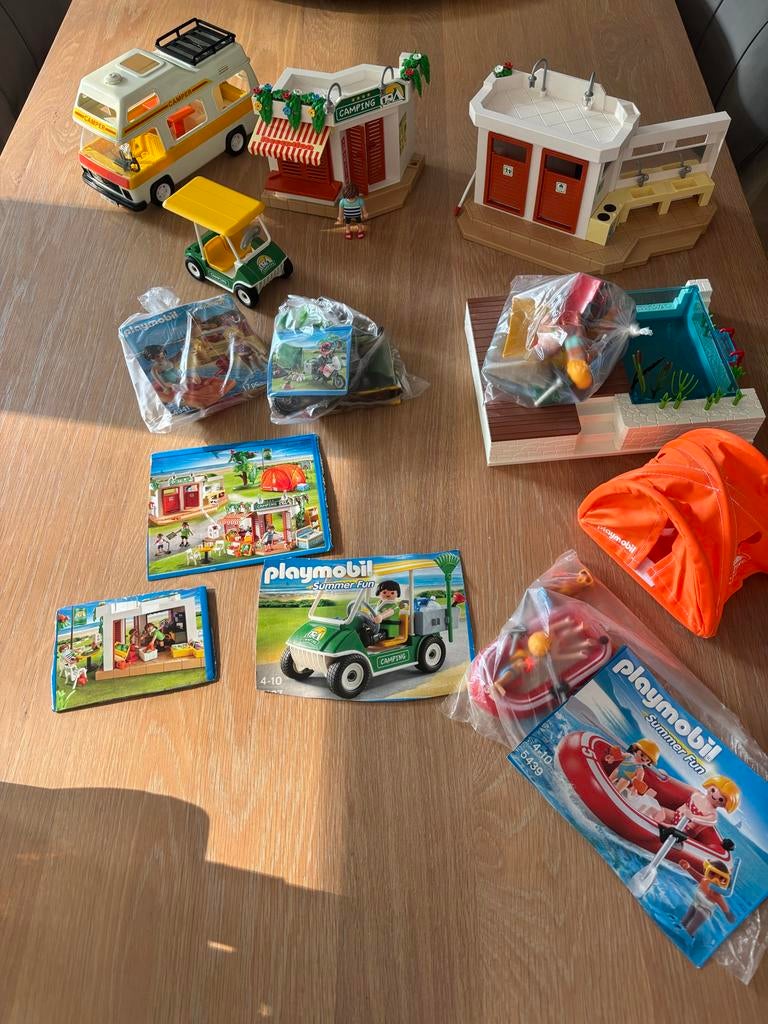 Diverse Playmobil sets: Camping, Zwembad, Motorrijder, Campe, Ophalen, Zo goed als nieuw, Complete set