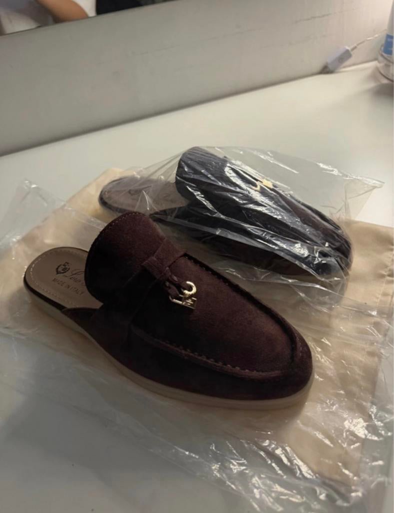 Loro Piana Loafers, Kleding | Dames, Schoenen, Ophalen of Verzenden, Nieuw, Bruin, Instappers