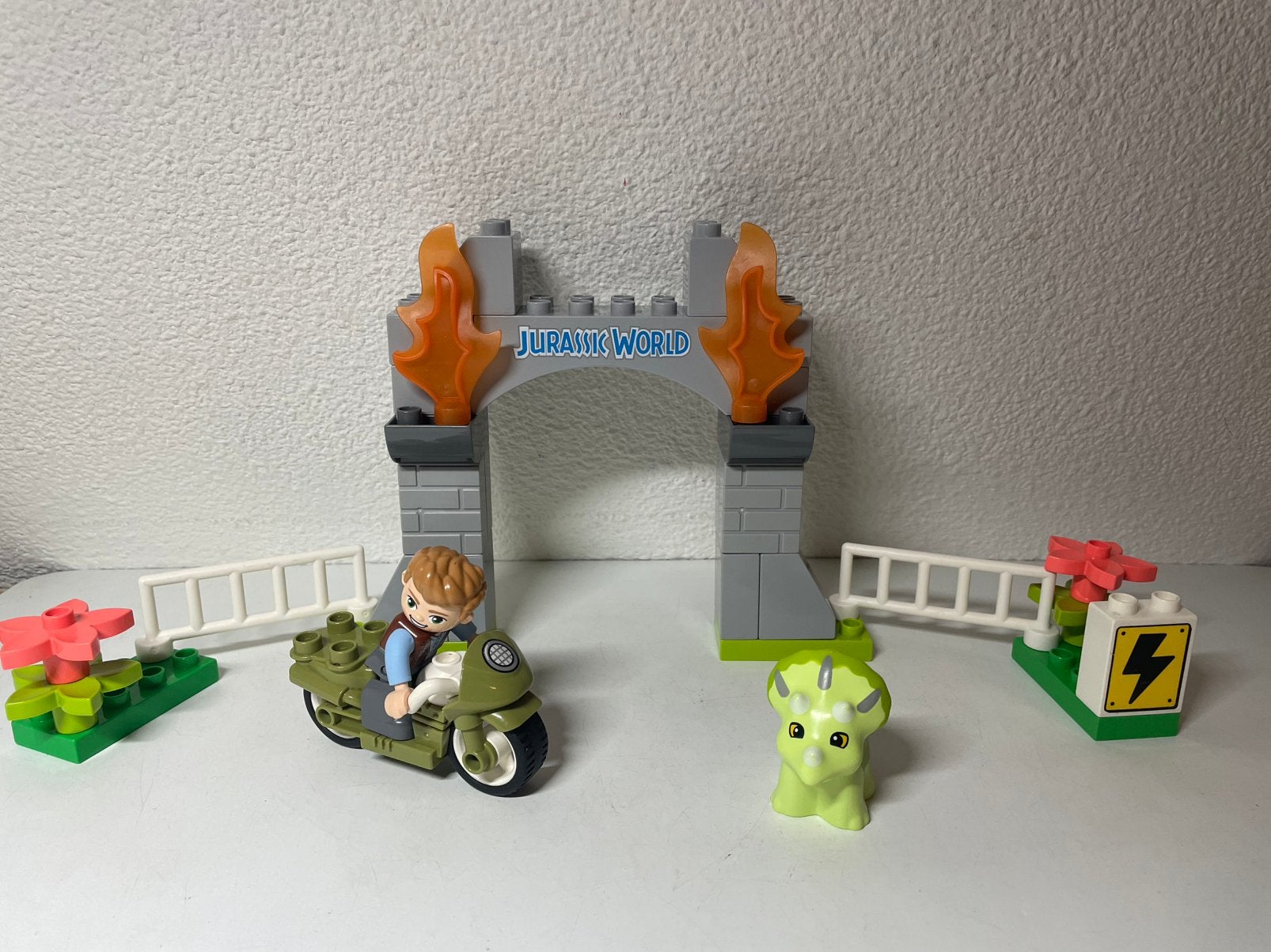 Duplo 10939 Dinosaurus Ontsnapping, Ophalen of Verzenden, Zo goed als nieuw, Duplo