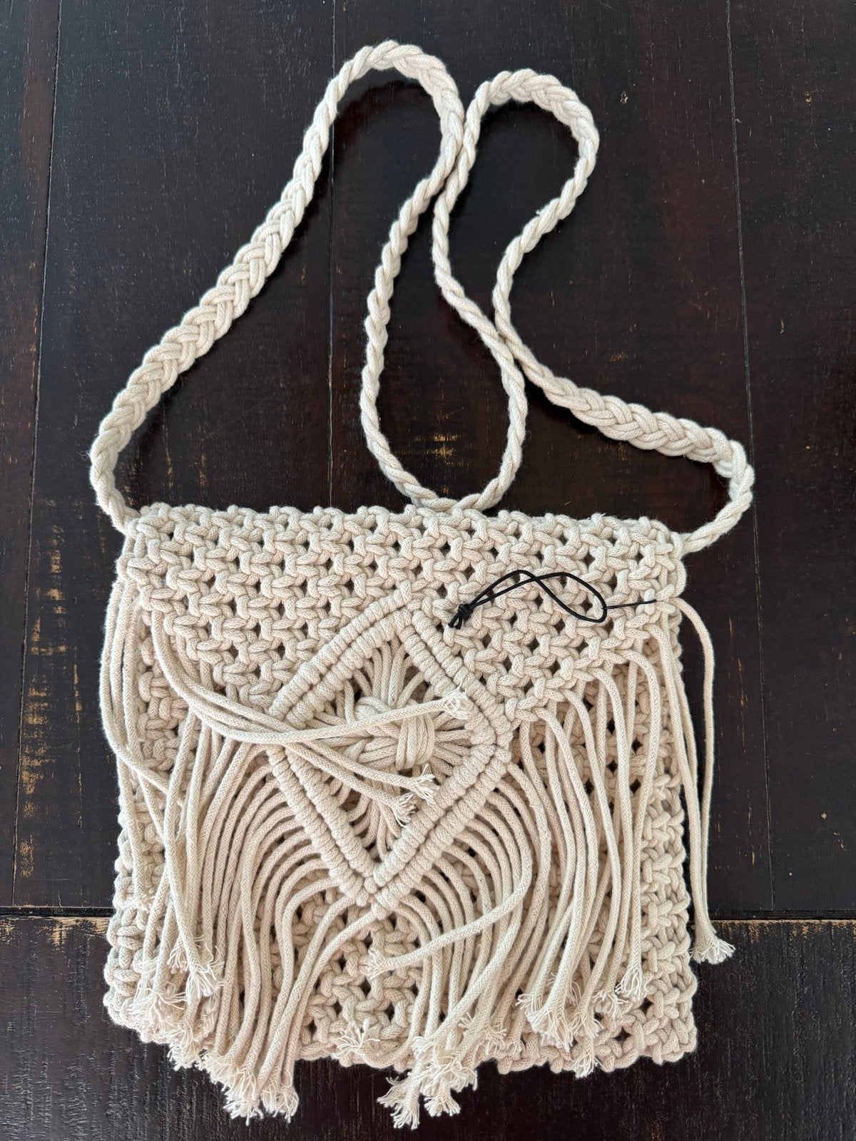 Macramé schoudertasje van Leon & Harper, Sieraden, Tassen en Uiterlijk, Tassen | Damestassen, Ophalen, Nieuw, Beige, Schoudertasje