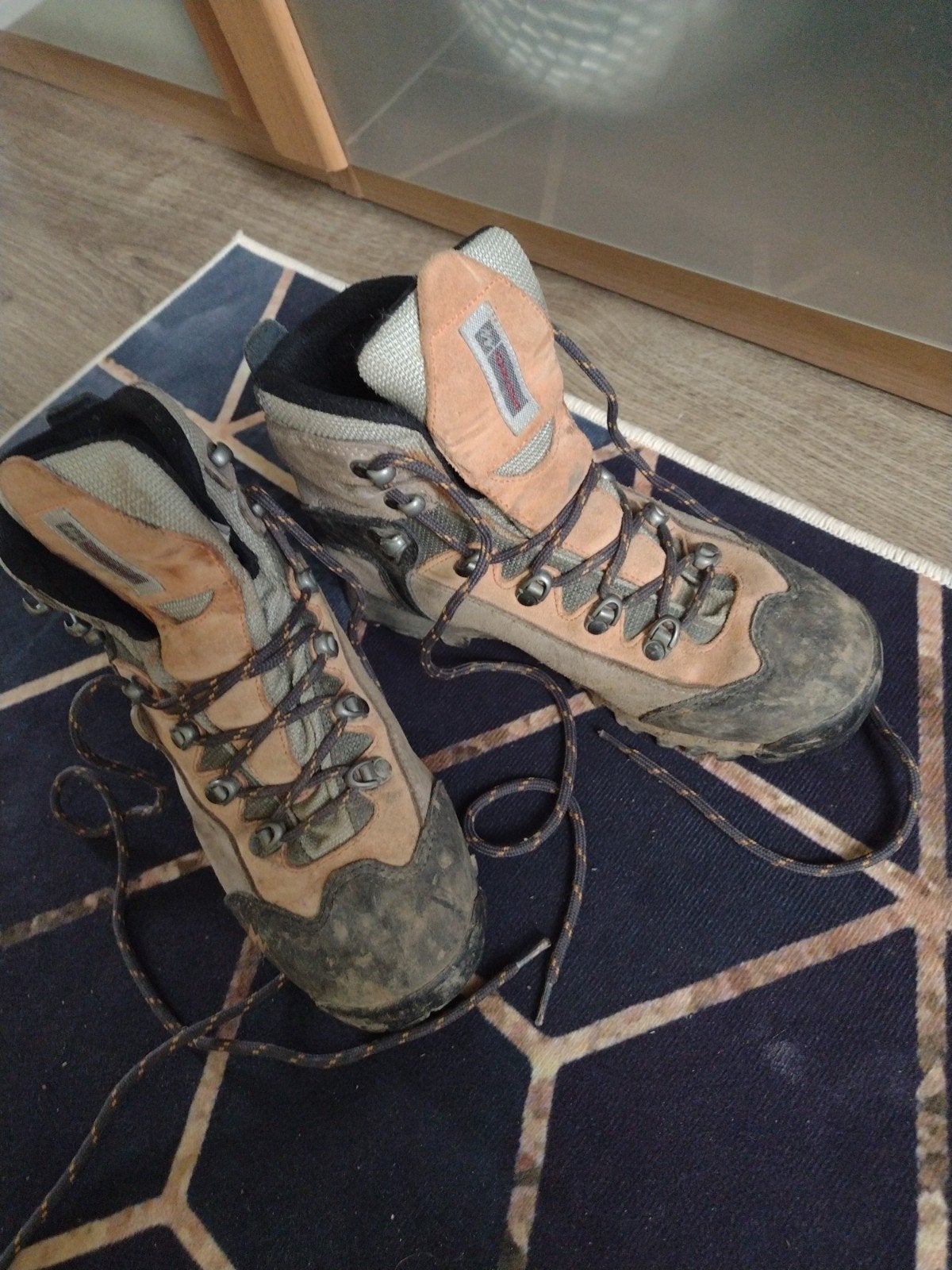 Quechua wandelschoenen maat 38, Ophalen, Gebruikt, Schoenen