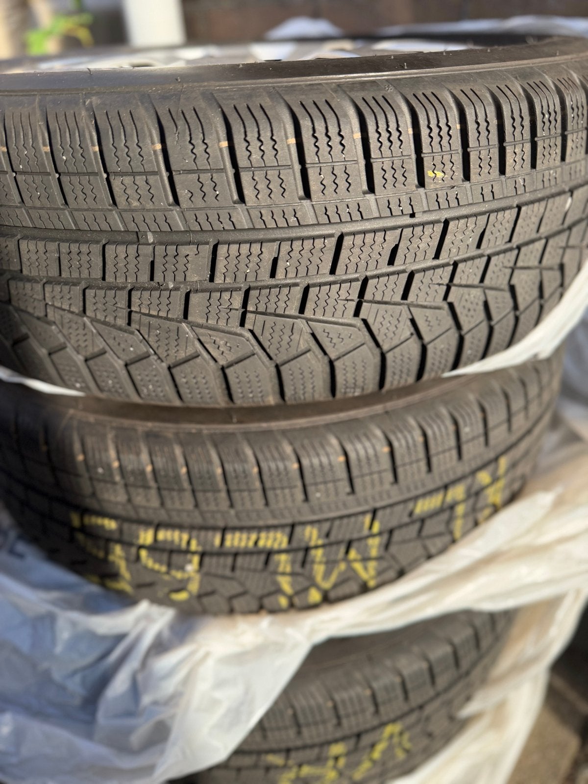Winterbanden velgen Hankook 185 65 15 Audi A1 polo ibiza, Gebruikt, 15 inch, Banden en Velgen, Personenwagen