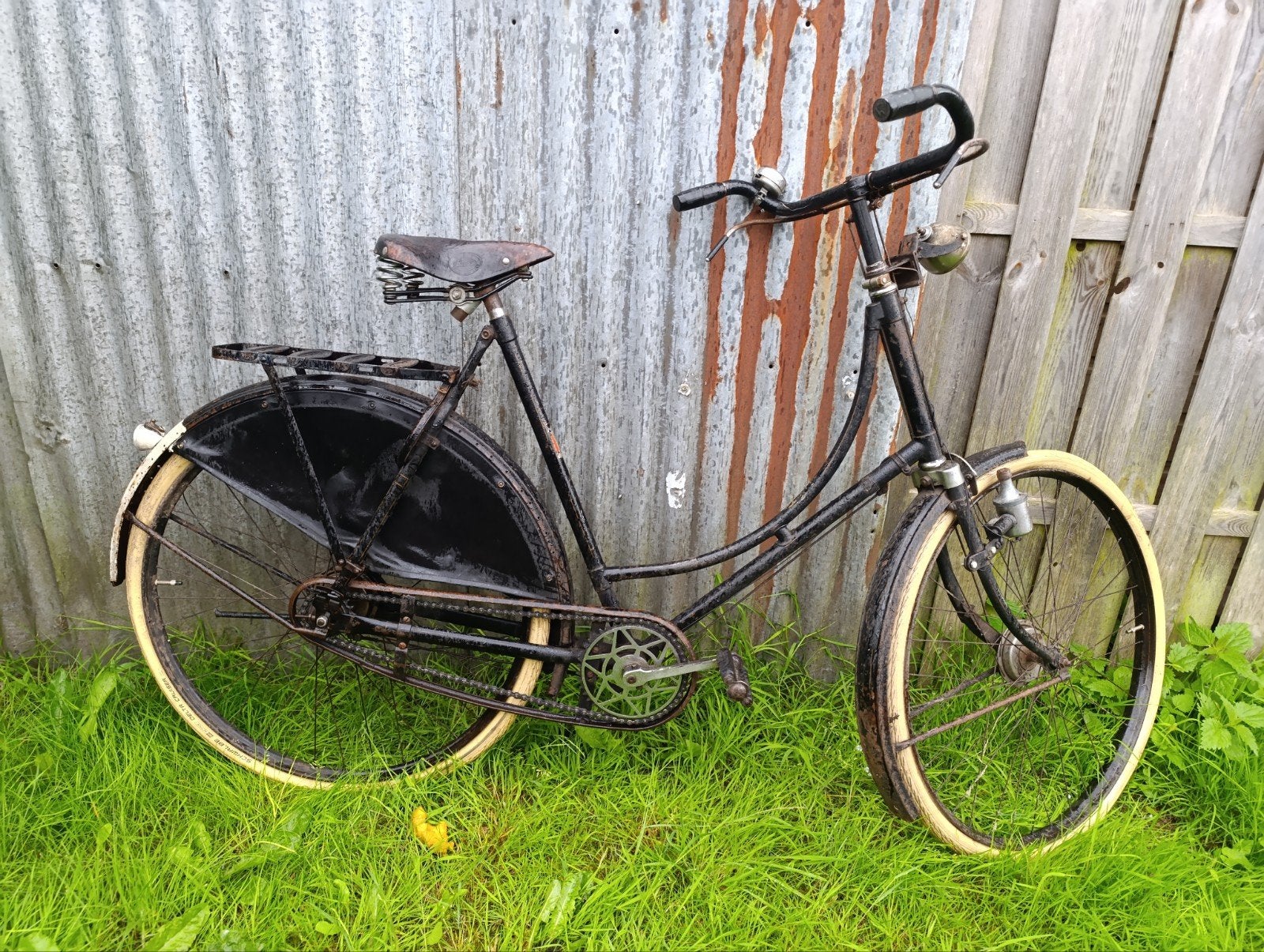 Schuurvondst: Originele Vooroorlogse Weduwe Damesfiets, Terugtraprem, Ophalen, Overige merken, 53 tot 56 cm