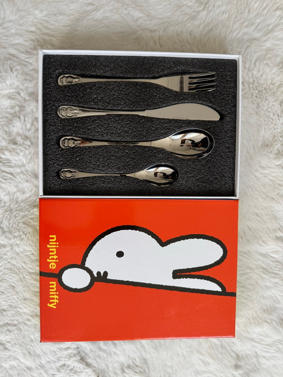 Nijntje Miffy Kinderbestekset Zilverstad - Nieuw in doos, Nieuw, Ophalen of Verzenden, Rvs of Chroom, Vaatwasserbestendig