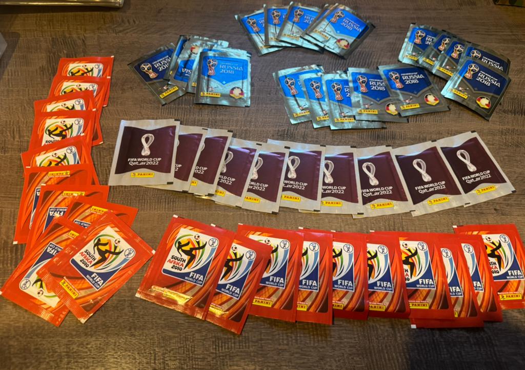 Panini voetbal WC WK 2010,2018,2022 sticker zakjes/ packs, Ophalen of Verzenden, Zo goed als nieuw, Meerdere stickers