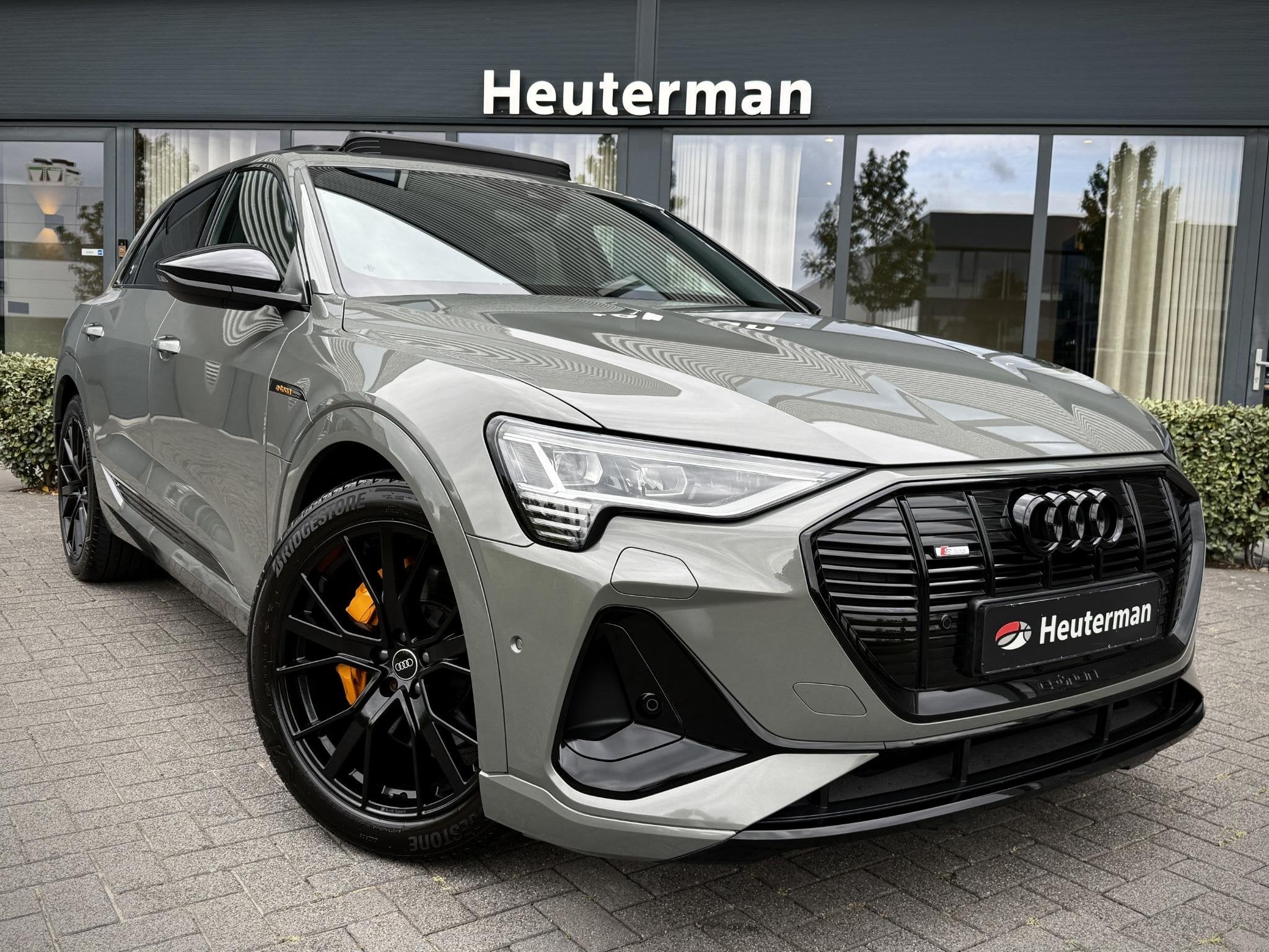 Audi E-tron 50 Quattro S Line Black Edition/Pano/Leder/97%SO, Automaat, 300 km, 71 kWh, Automatische klimaatregeling