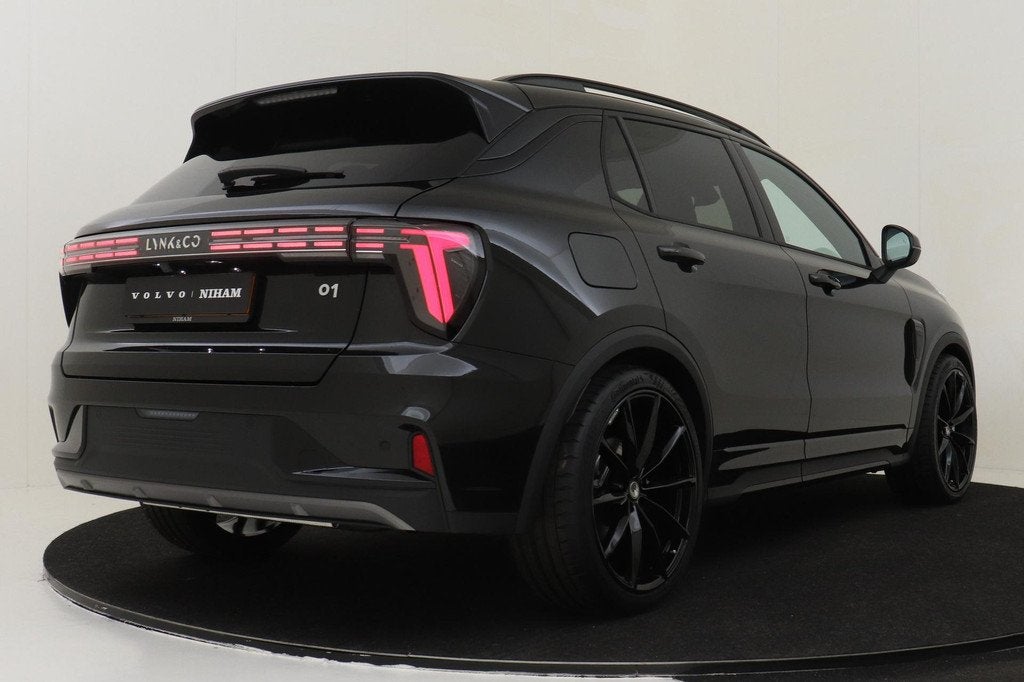 Lynk & Co 01 1.5 PHEV MORE *HEICO SPORTIV!* -LEDER|ELEK.STOE, Auto's, Lynk & Co, 12 maanden, 1800 kg, Euro 6, 4 cilinders