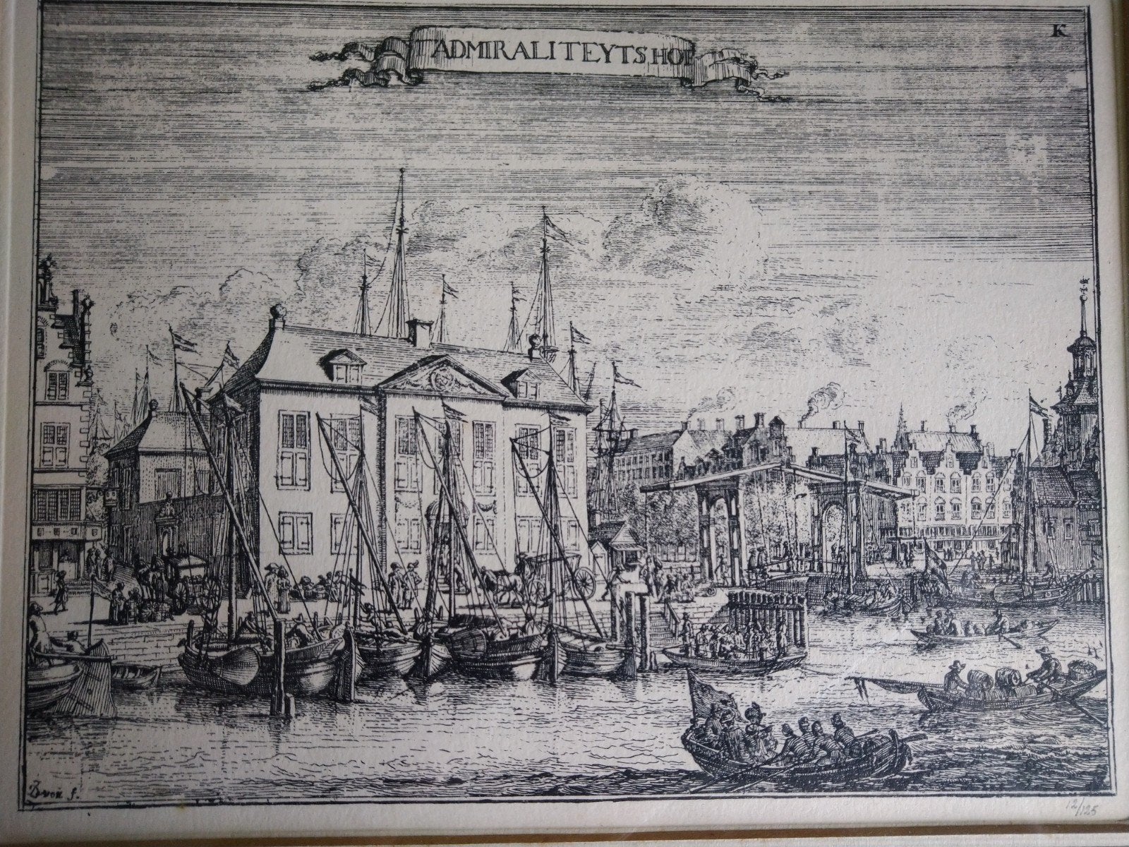 T'Admiraliteytshof Rotterdam, Antiek en Kunst, Ophalen