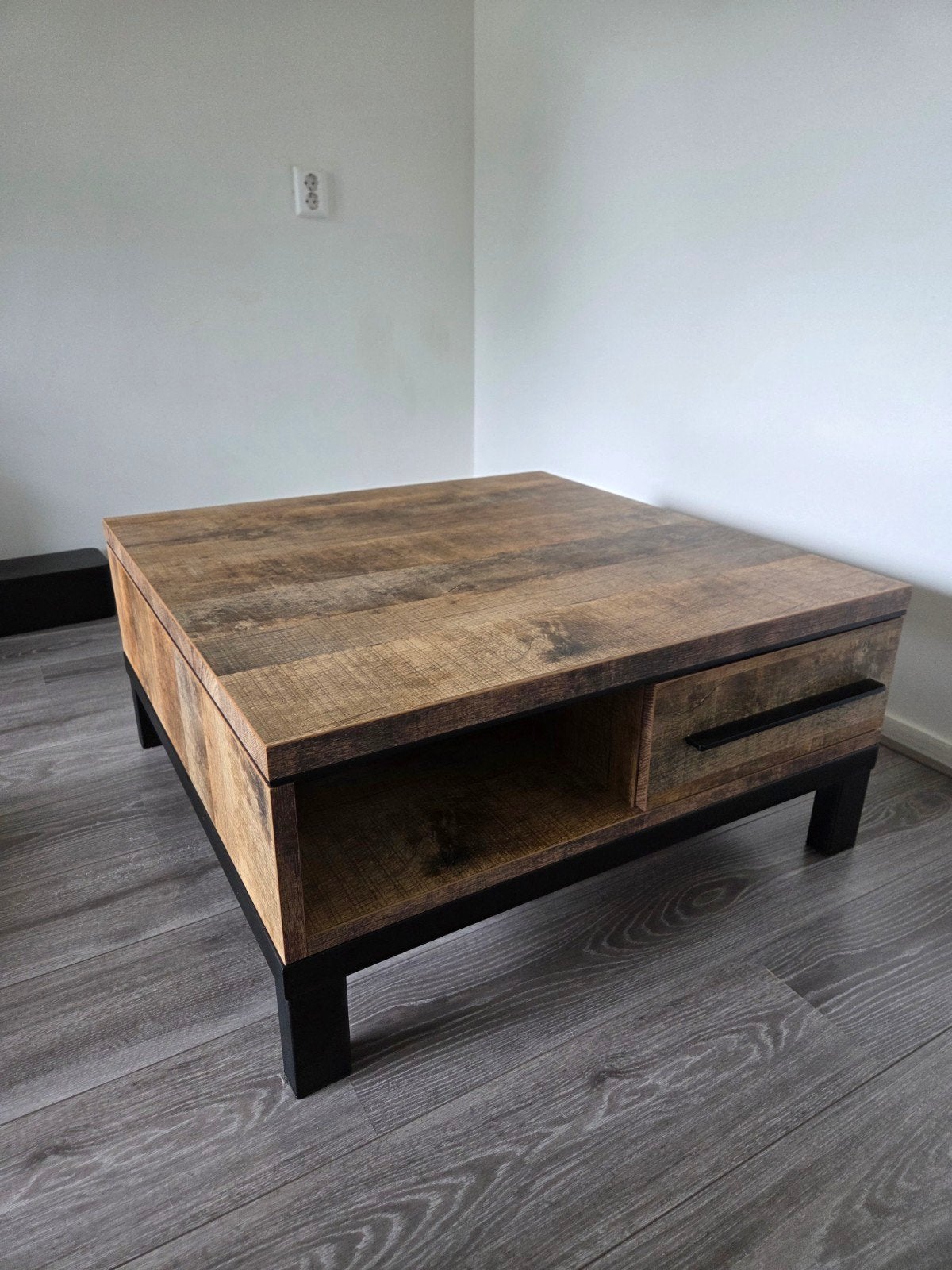 Atrio salontafel 135x67 cm - houtlook met metalen frame, Huis en Inrichting, Tafels | Salontafels, Ophalen, 100 tot 150 cm, Overige materialen