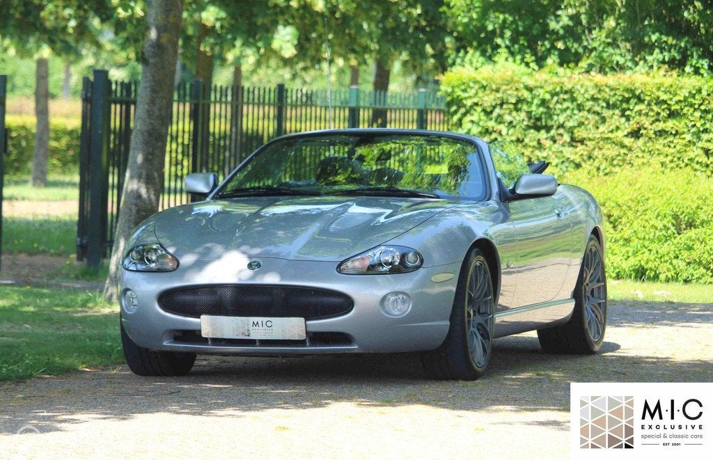 Jaguar XKR 4.2 V8 Convertible