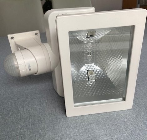 Steinel Halogeen lamp met sensor Type 6334-6335, Tuin en Terras, Wandlamp, Nieuw, Ophalen of Verzenden, Netvoeding