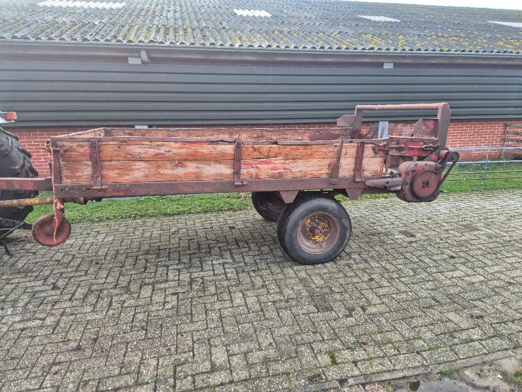 Mestwagen, Ophalen