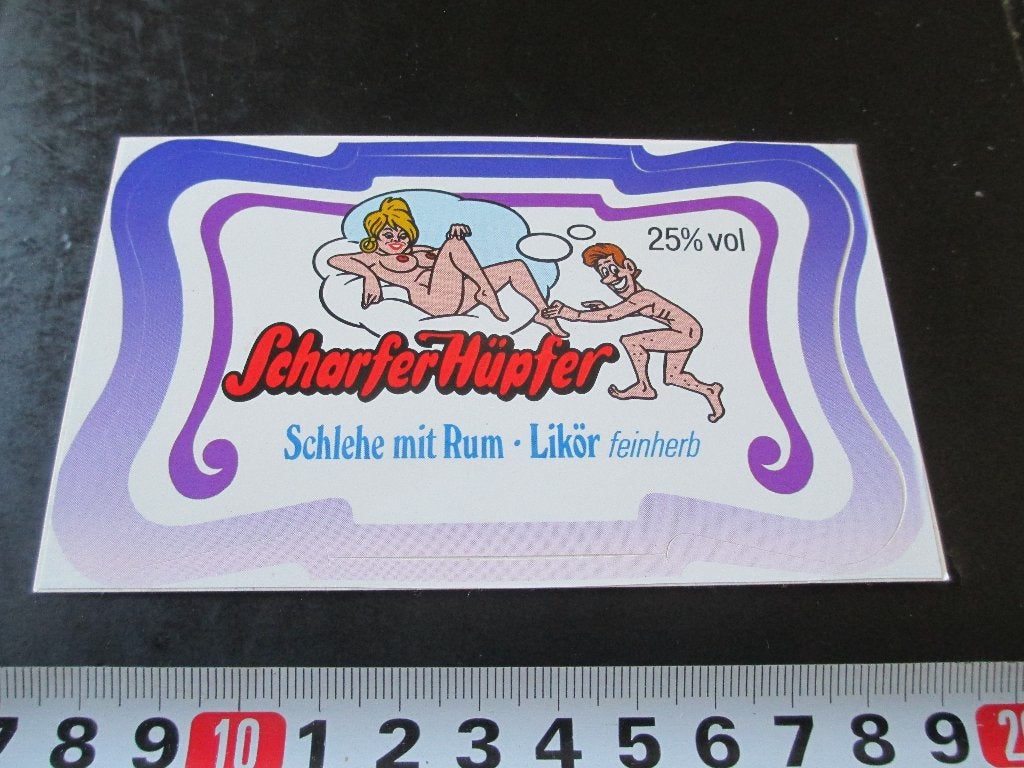 sticker man vrouw naakt scharfenhüpfer drank mit rum-likör, Ophalen, Zo goed als nieuw