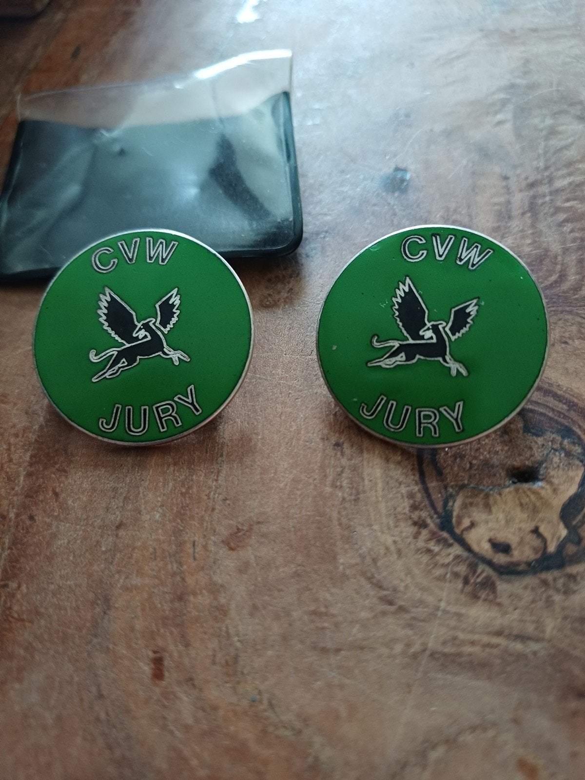 2 CVW Windhonden Jury Pins - Kon. Begeer - 3 cm, Verzamelen, Speldjes, Pins en Buttons, -, -, Ophalen of Verzenden, -