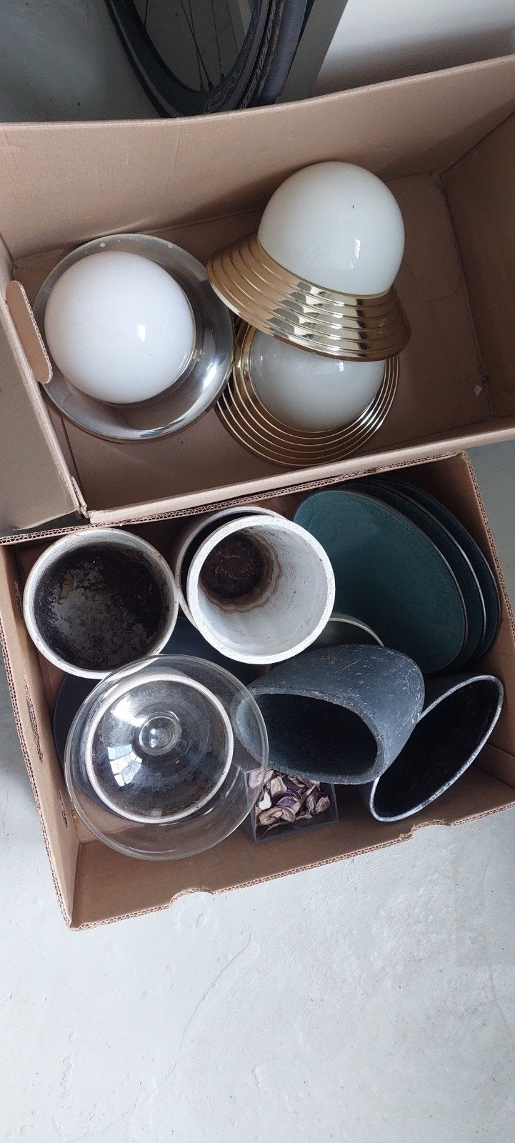 Gratis lampen en potten/borden**, Ophalen, Gebruikt