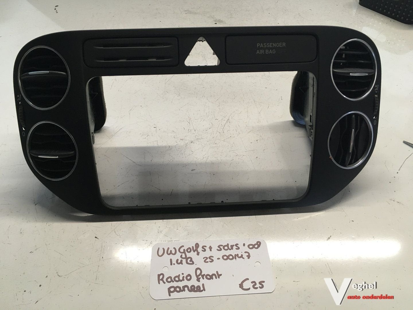 Vw Golf 5 plus 5drs 1.4 B 2008 2500147   Luchtrooster midden, Auto-onderdelen, Gebruikt, -, -, Ophalen of Verzenden