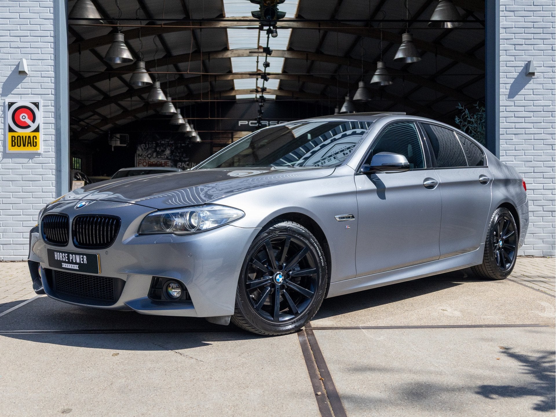 BMW 5 Serie 520i High Executive M Sport *NAP | Schuif/Kantel, Automaat, Achterwielaandrijving, Gebruikt, 4 cilinders