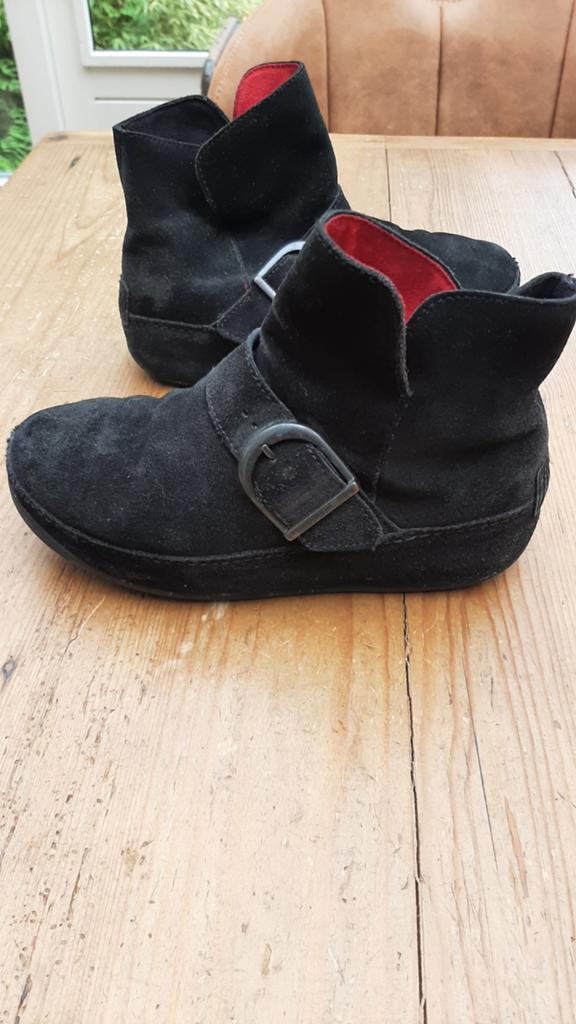 Fitflop laarzen maat 37 - Zwart suède, Kleding | Dames, Schoenen, Zwart, Lage of Enkellaarzen, Ophalen of Verzenden, Fitflop