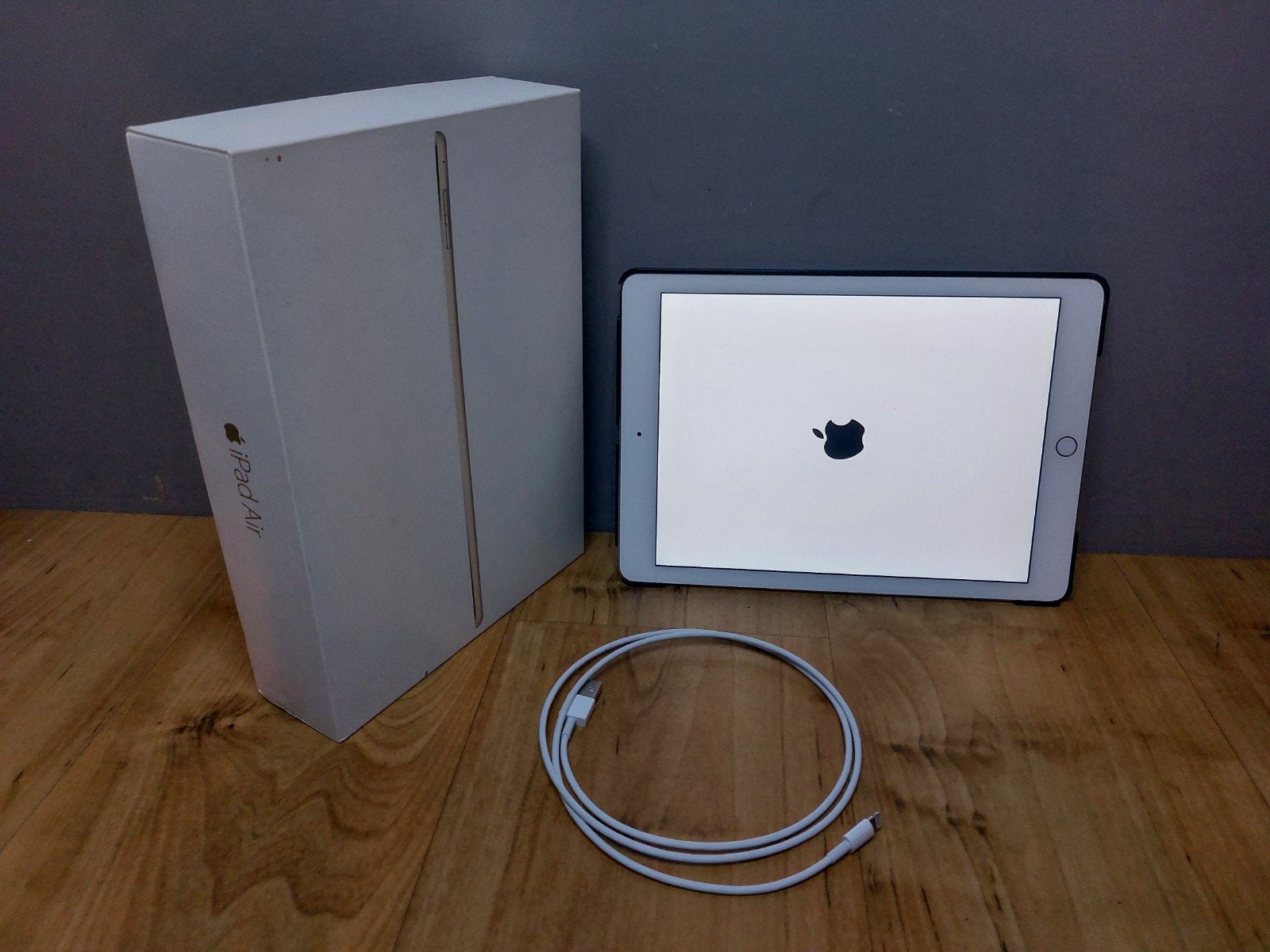 Foto 3 van iPad Air 2 (Apple) 64GB Gold 2016
