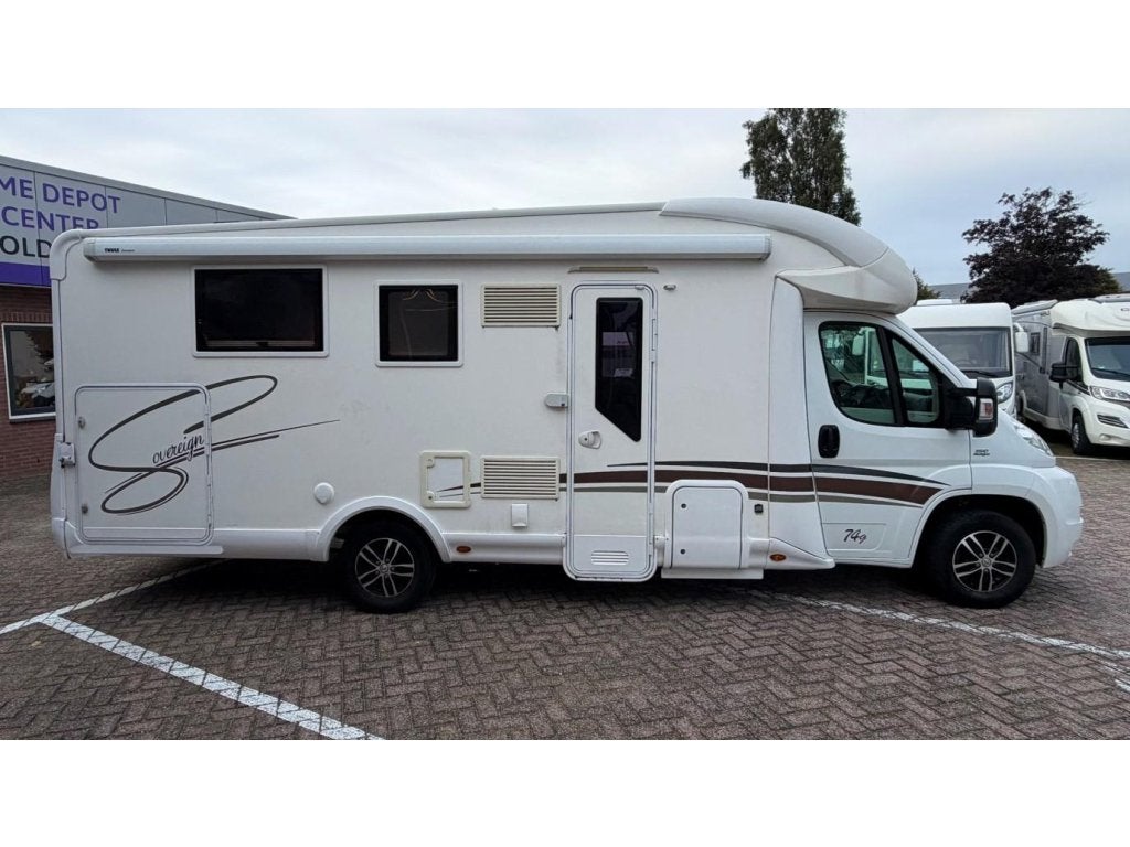 McLouis MC4 Souvereign 74 G AUT Queens en hefbed 5 Gordels, Automaat, Boiler, 7 tot 8 meter, Bedrijf
