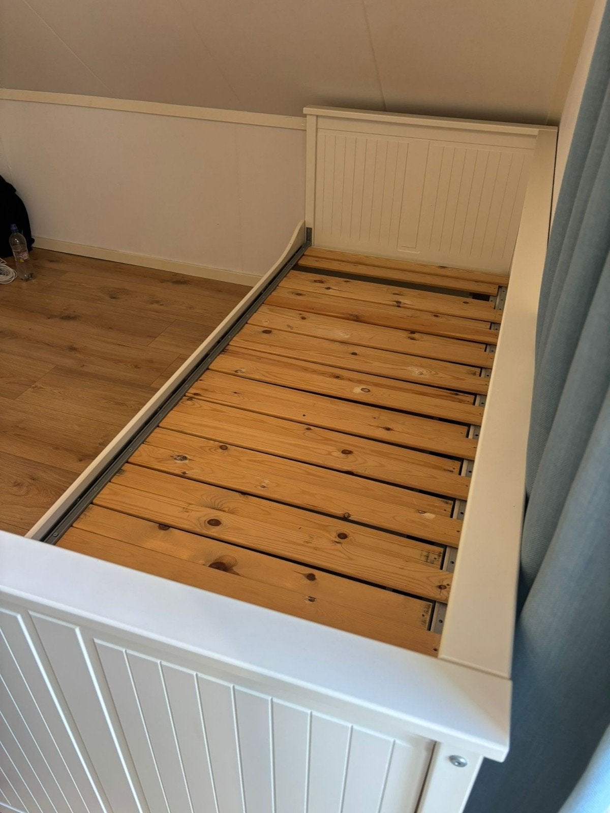 Hemnes bedbank, Huis en Inrichting, Slaapkamer | Bedden, Ophalen, Gebruikt, Eenpersoons, Wit