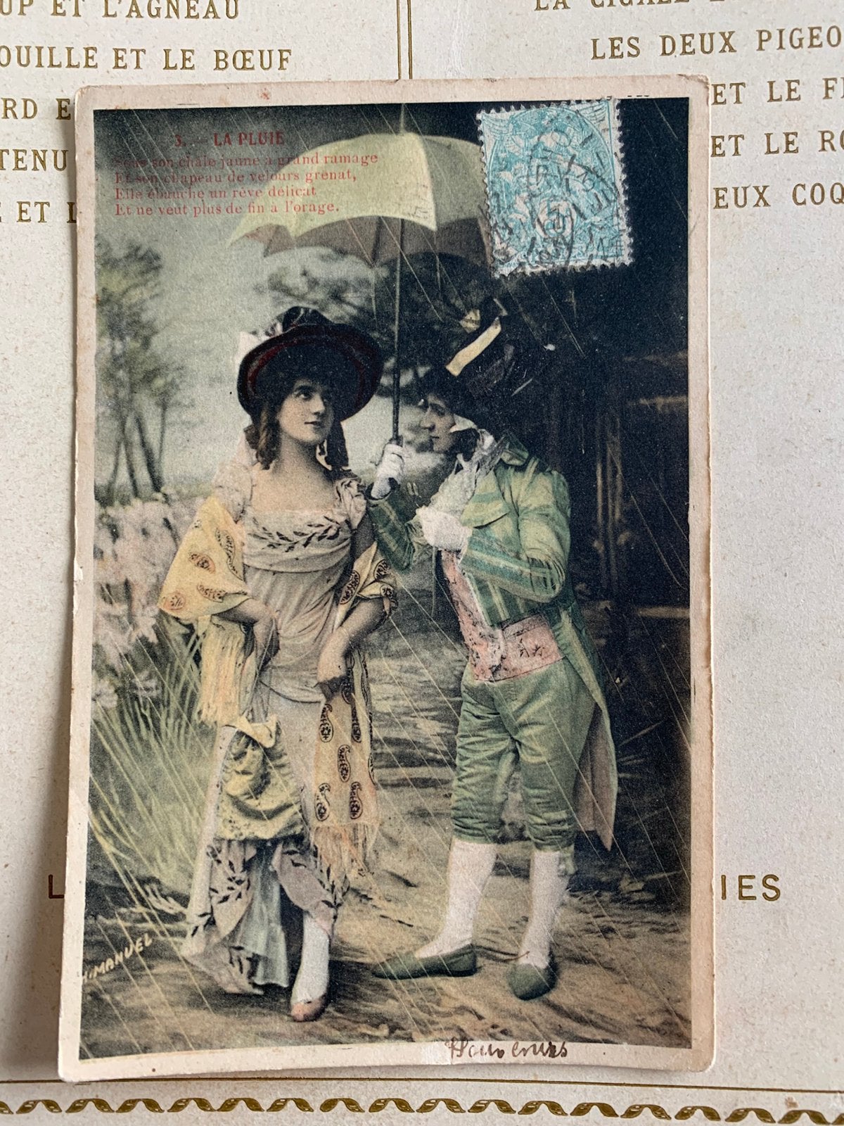 La pluie - onder de paraplu (MC), Ophalen of Verzenden, Voor 1920, Gelopen, Overige thema's