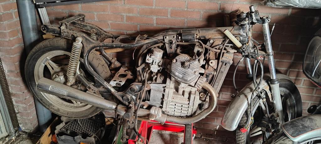 Honda CX500 motorblok en frame - Ideaal voor project, Motoren, Motoren | Schademotoren, Ophalen, Honda, 2 cilinders, Meer dan 35 kW