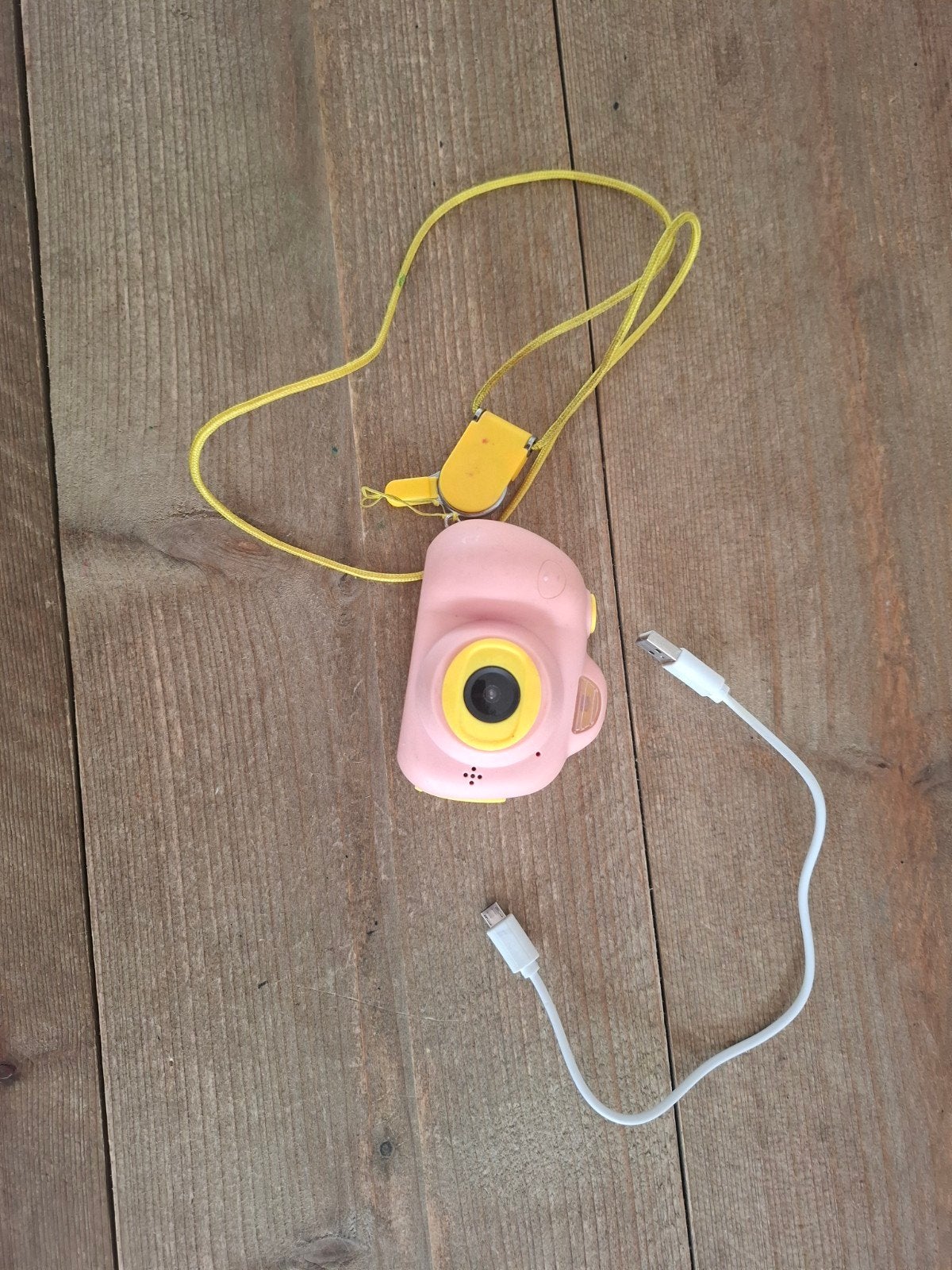 Roze Digitale camera voor kinderen inclusief USB oplaad kabe, Kinderen en Baby's, Speelgoed | Vtech, Ophalen of Verzenden, Zo goed als nieuw