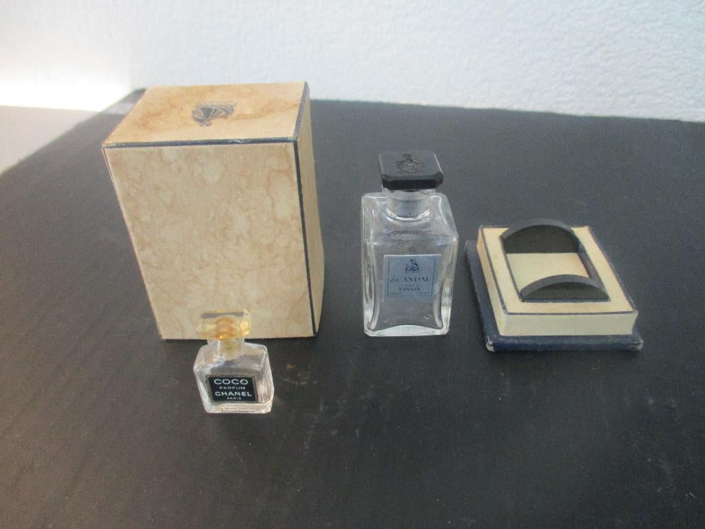 Antiek parfumflesje Lanvin Paris "Scandal" 15 gr. flacon, Ophalen of Verzenden, Gebruikt, Parfumfles