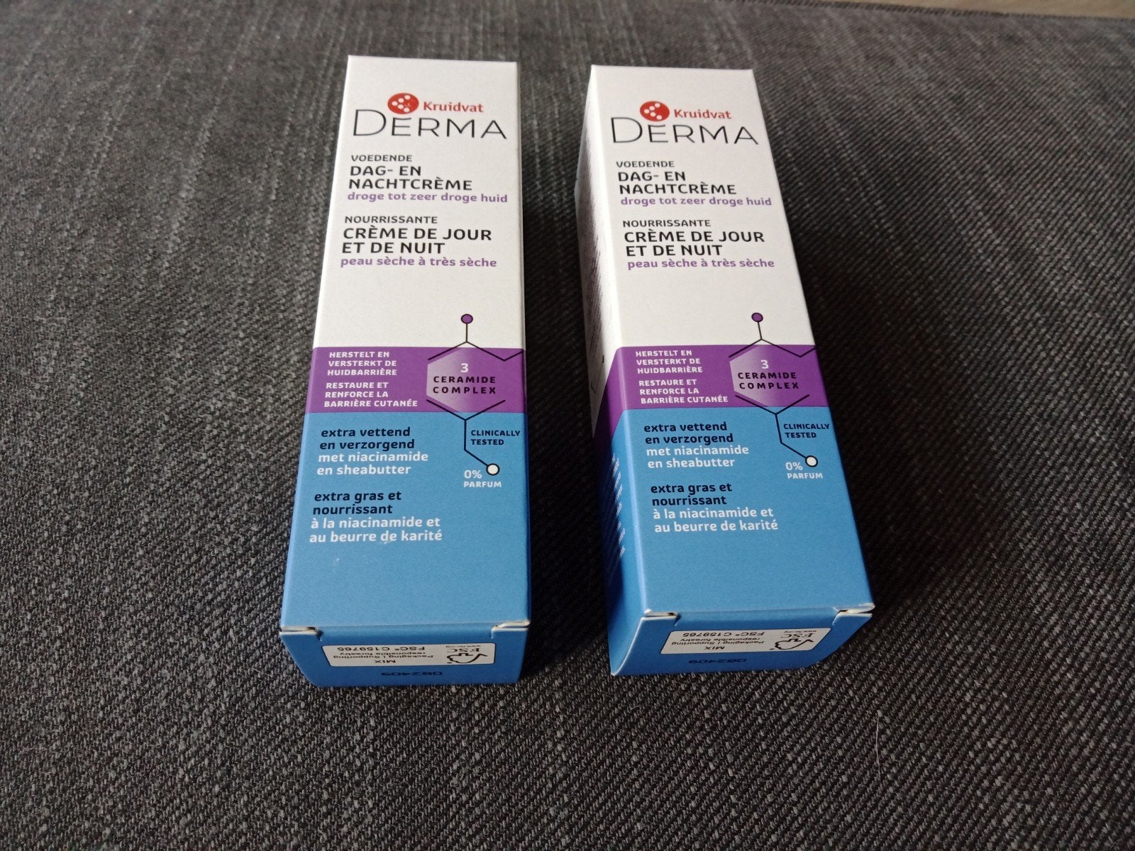 Derma dag en nachtcreme 2 stuks, Ophalen, Nieuw, Gehele gezicht