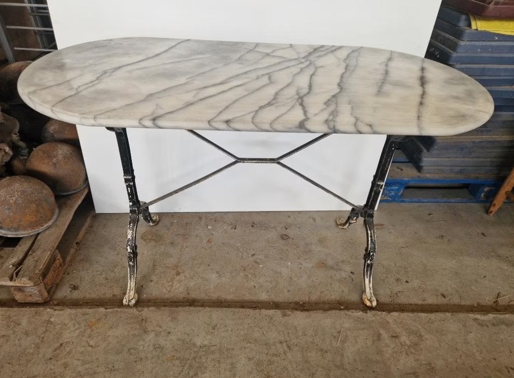 Marmeren bistro tafel 120 x 60cm met gietijzeren frame, Tuin en Terras, Ophalen, Gebruikt, Ovaal, Metaal