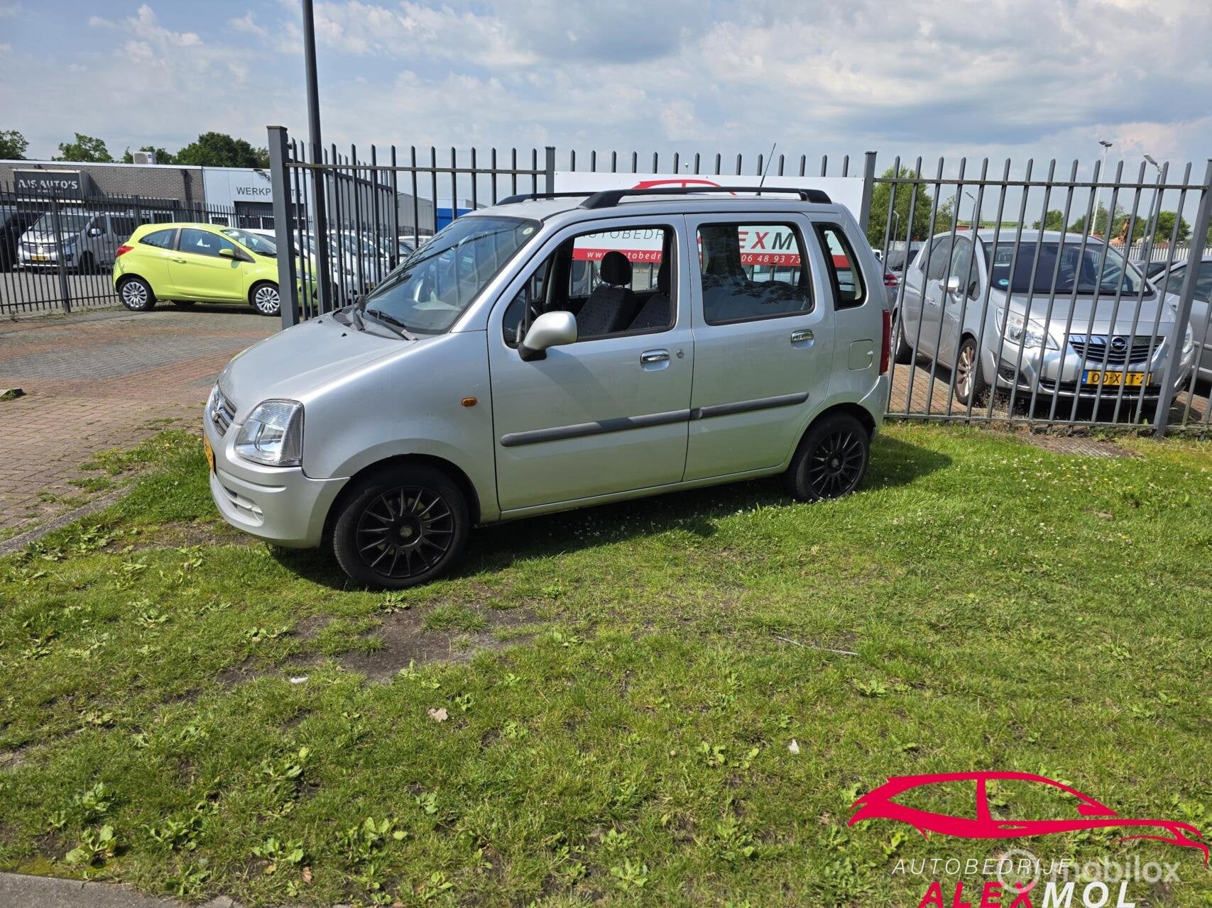 Opel Agila 1.2-16V Njoy, Auto's, Voorwielaandrijving, Gebruikt, 31 €/maand, Origineel Nederlands