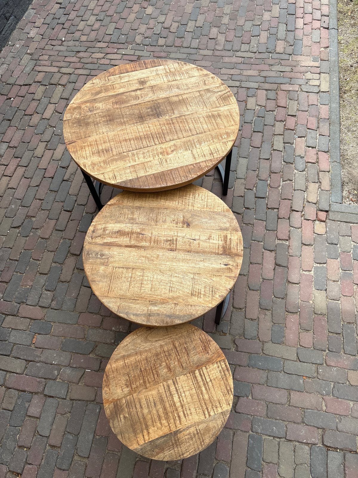 Set van 3 ronde salontafels van mangohout, Ophalen, Minder dan 45 cm, Gebruikt, Rond