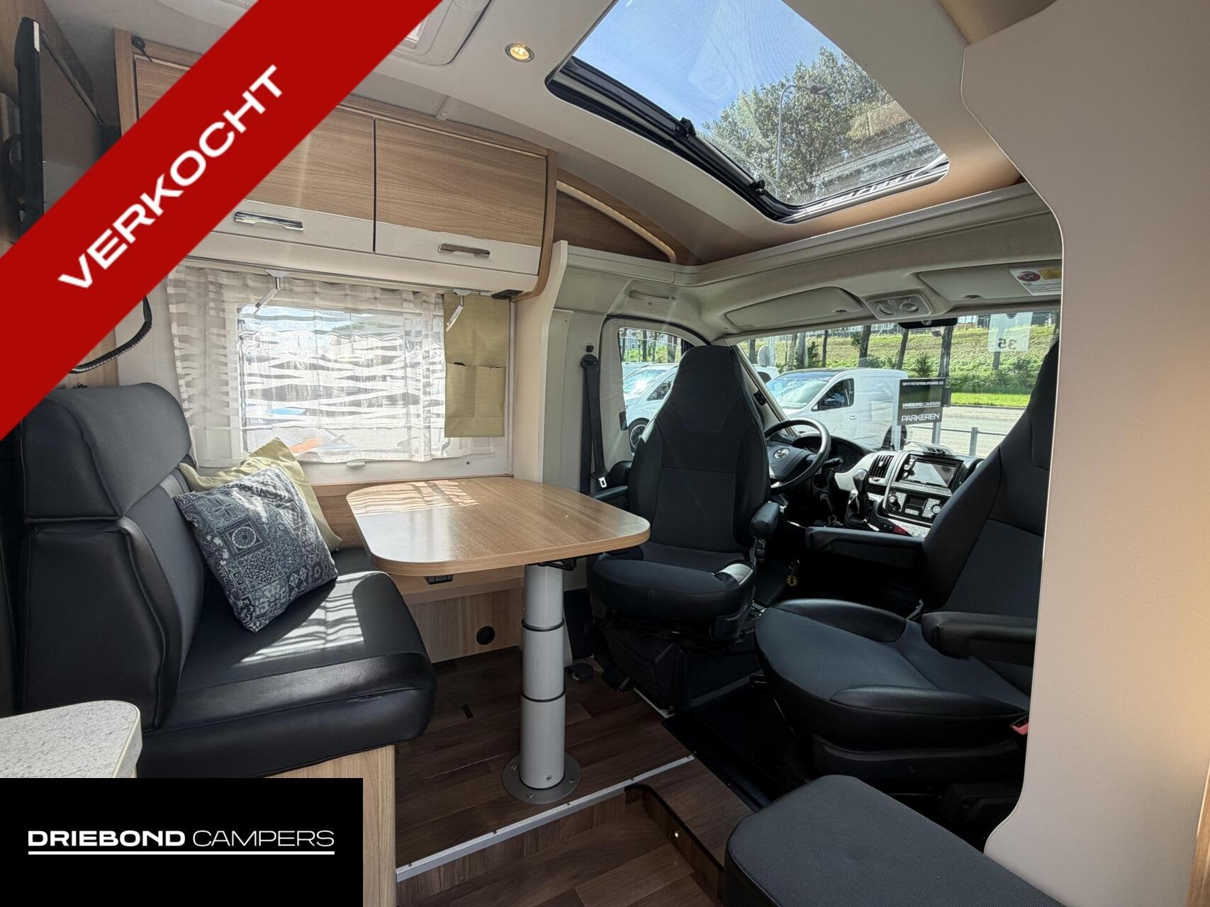 Dethleffs T 6611 Advantage Automaat Enkele Bedden Zonnepanee, Caravans en Kamperen, Campers, Automaat, Airconditioning, Airbags