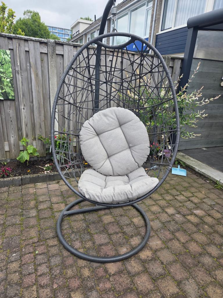 Schommel stoel, Ophalen