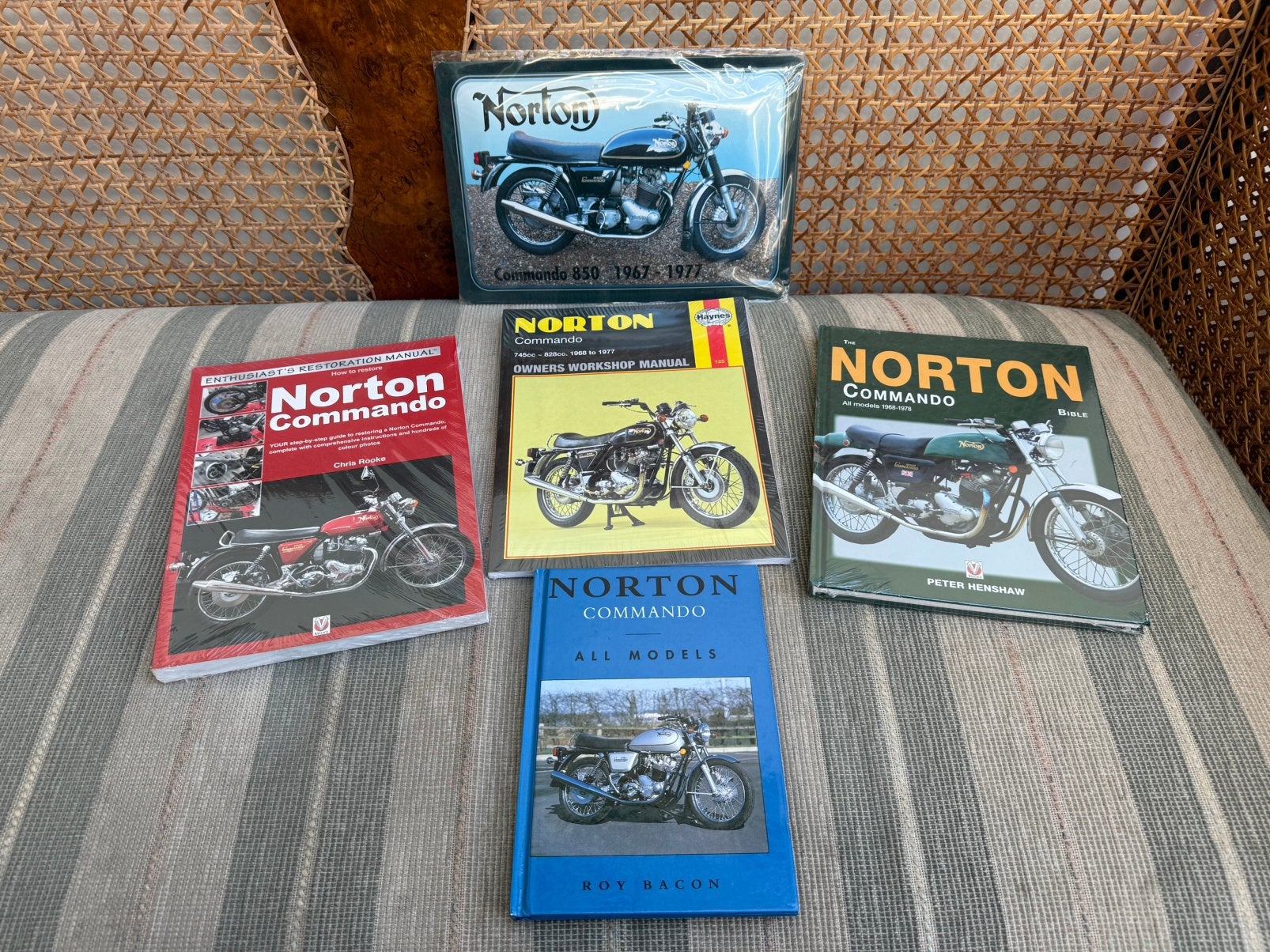 Nieuw Norton Commando 750 850 Boeken Manual Bible, Ophalen of Verzenden