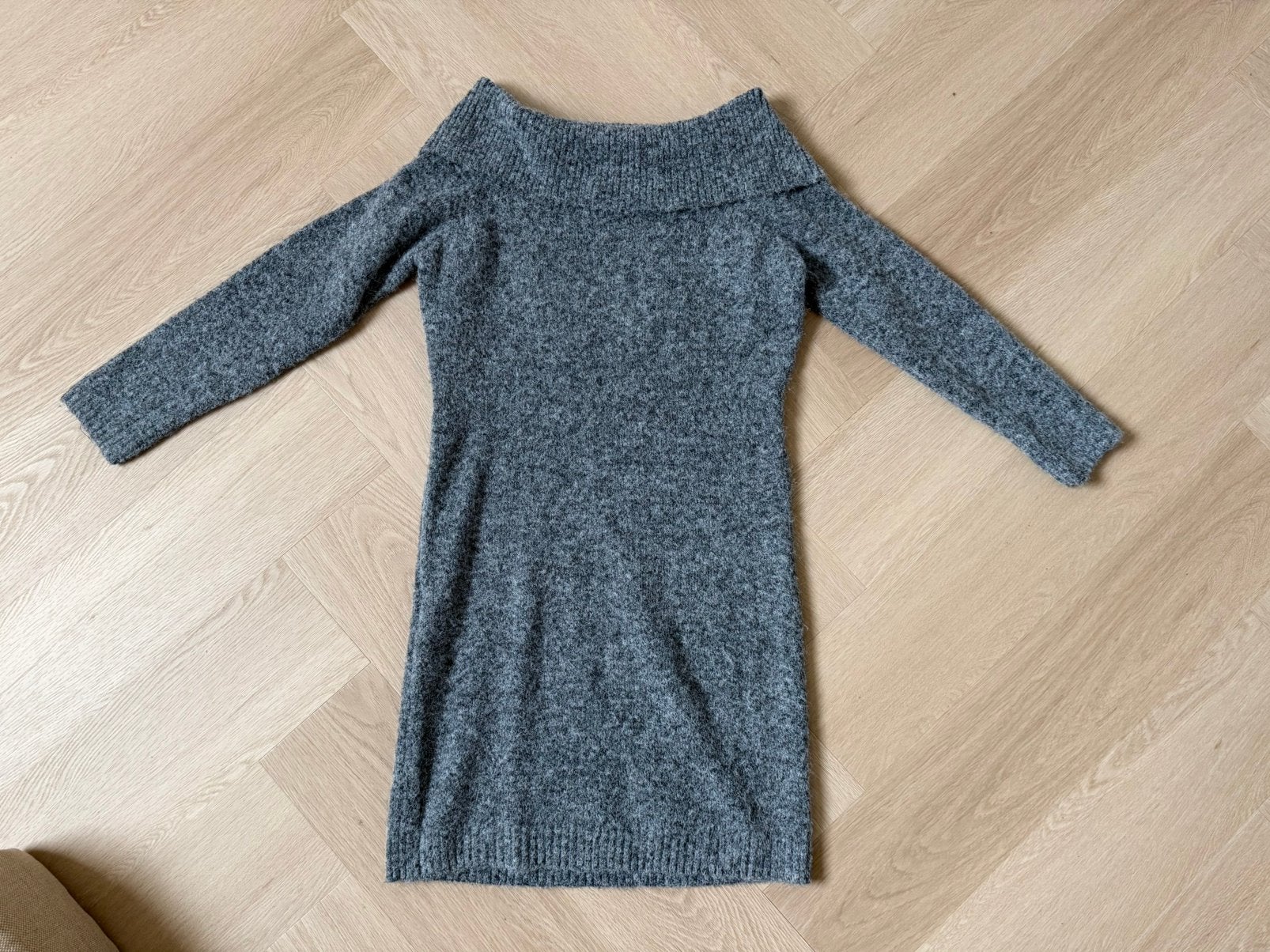 Off shoulder jurk, Kleding | Dames, Nieuw, Ophalen of Verzenden, Maat 36 (S), Grijs