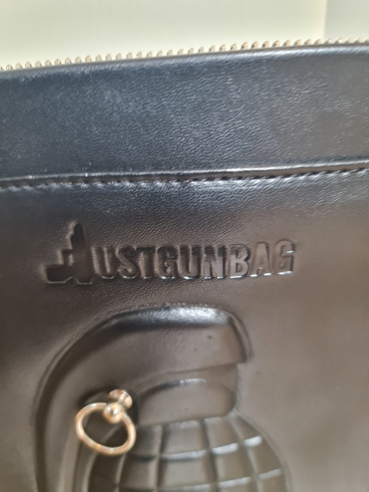 Justgunbag Schoudertas - Zwart, Zo goed als nieuw, Ophalen of Verzenden, Zo goed als nieuw, Zwart, Schoudertasje