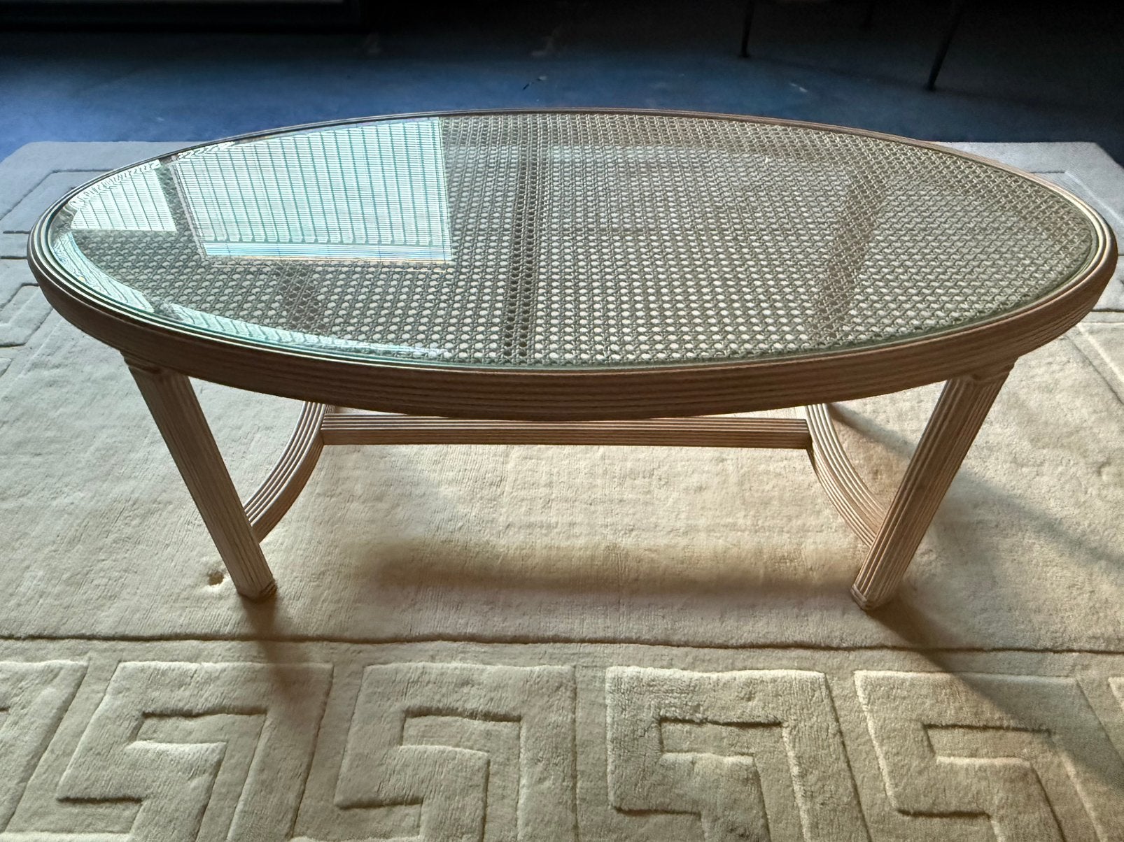 Salontafel ovaal in zeer goede staat, Huis en Inrichting, Tafels | Salontafels, Ophalen, 100 tot 150 cm, 50 tot 100 cm, Zo goed als nieuw
