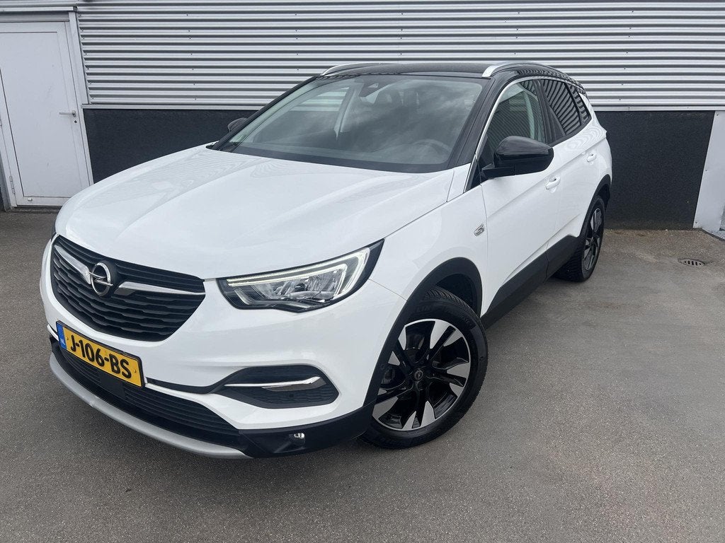 Opel Grandland X 1.2 Turbo Innovation Dodehoekdetectie, Navi, Voorwielaandrijving, Gebruikt, 1199 cc, Leder en Stof
