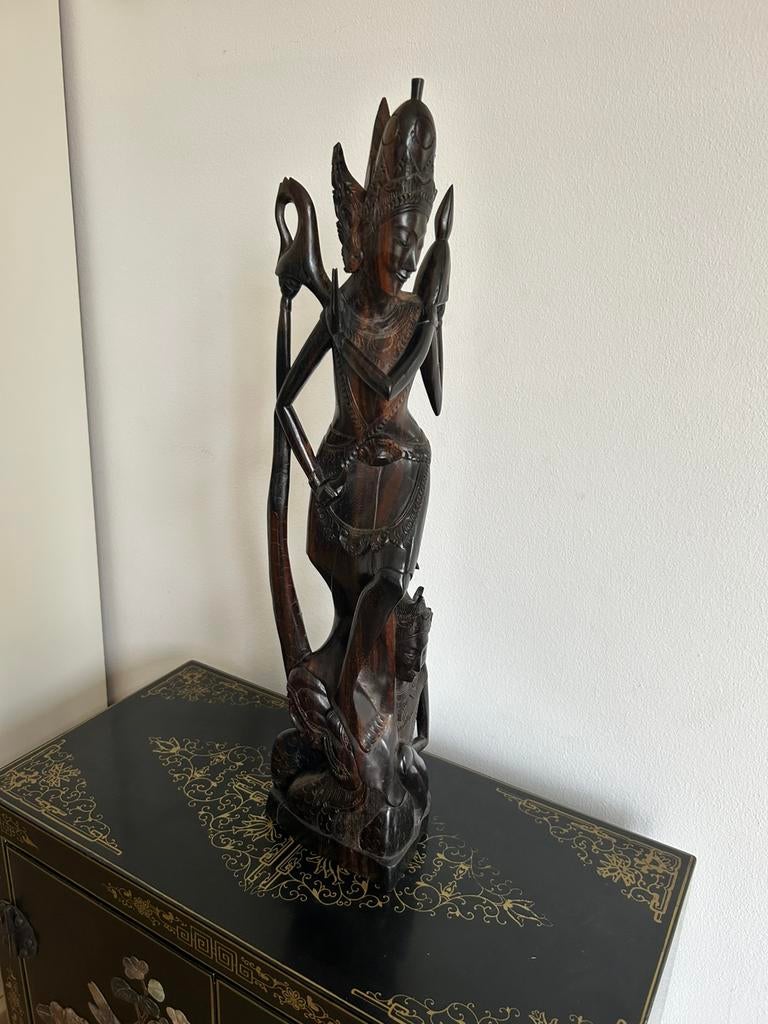 Ebbenhouten beeld met voorstelling uit de Ramayana, Ophalen of Verzenden