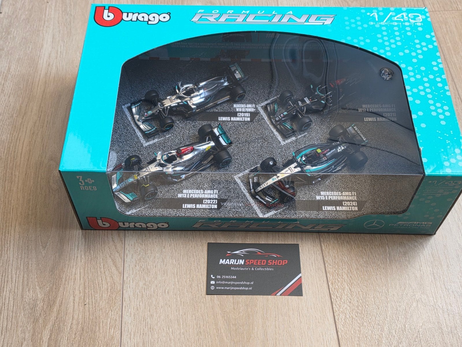 Burago Formule 1 Mercedes-AMG F1 W13 E Performance Set, Ophalen of Verzenden
